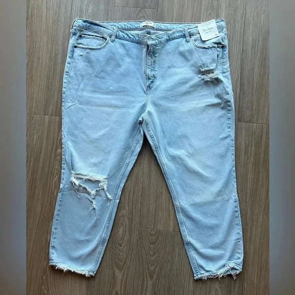 Abercrombie & Fitch Mom Jean High Rise Size 24 | 37 - Picture 1 of 4
